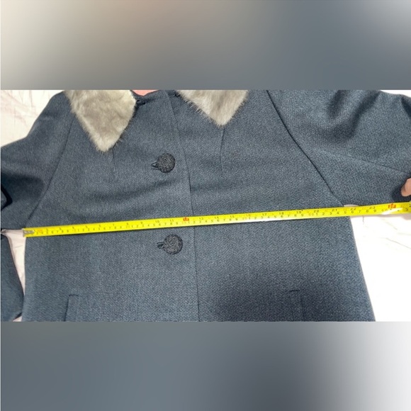 EUC cape thick very hot in gray size L in excellent conditions - Picture 12 of 12